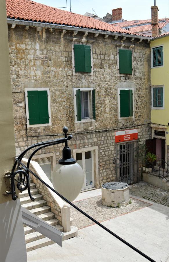 Vicencin Place Downtown Studio Apartments Sibenik Exterior photo
