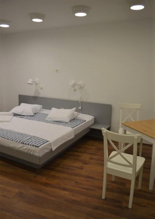 Vicencin Place Downtown Studio Apartments Sibenik Exterior photo